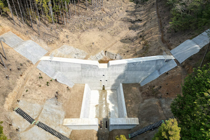 砂防えん堤工事